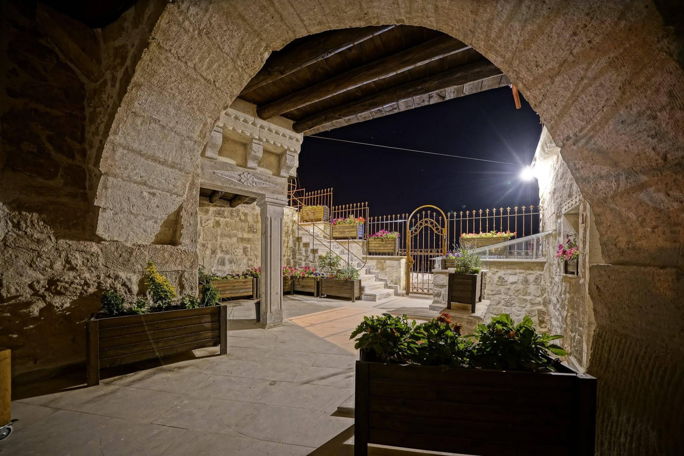 Vigneron Cave Hotel Невшехір Екстер'єр фото