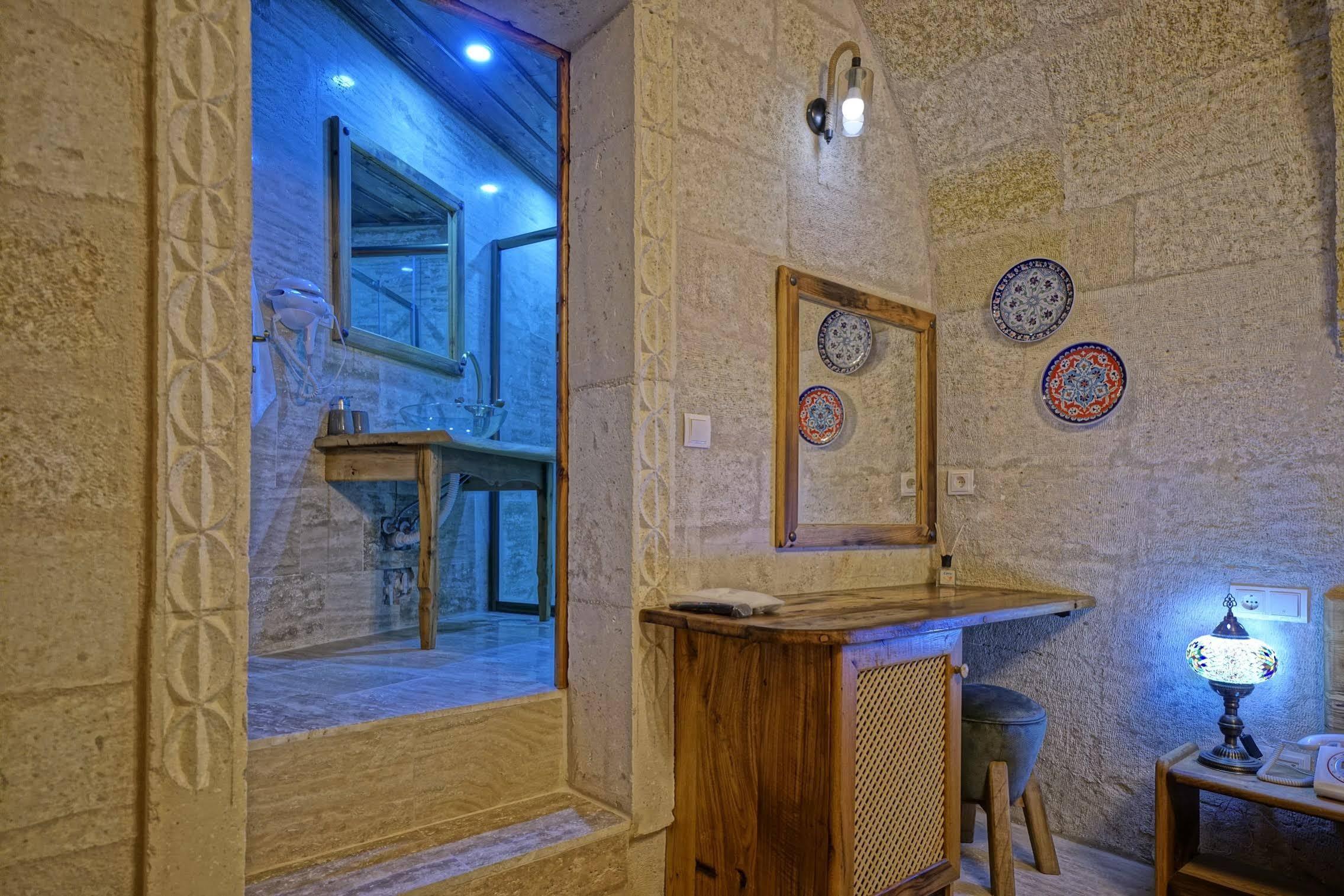Vigneron Cave Hotel Невшехір Екстер'єр фото